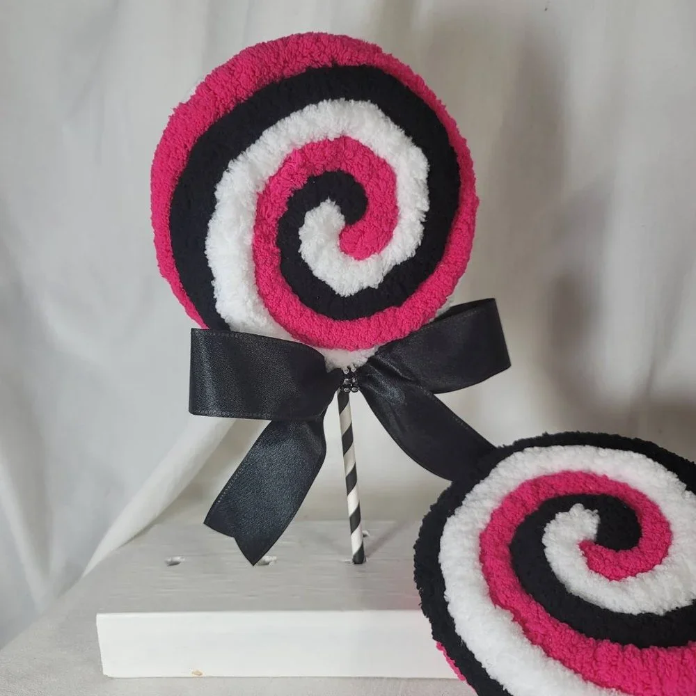 Decorative Chunky Yarn Hot Pink White & Black Lollipops Black w Stripe Stick